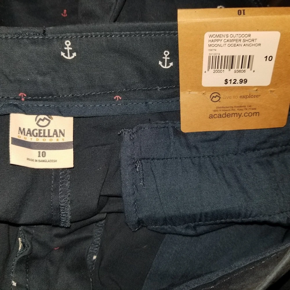 NWT Magellan Outdoors Happy Camper Shorts Women Size 10 Boating Anchor‎ Blue NEW